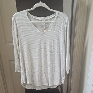 Green Envelope Gray Striped V-Neck Long Sleeve Top